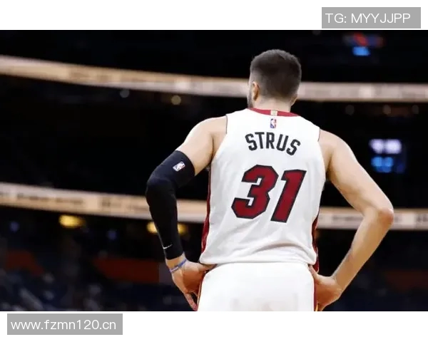 季前赛全败阿德巴约谈新体系适应期与成长挑战